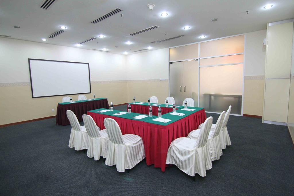Peninsula Residence All Suite Hotel Kuala Lumpur Esterno foto