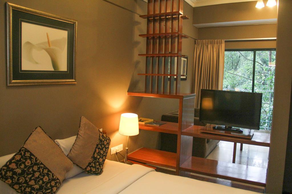 Peninsula Residence All Suite Hotel Kuala Lumpur Esterno foto